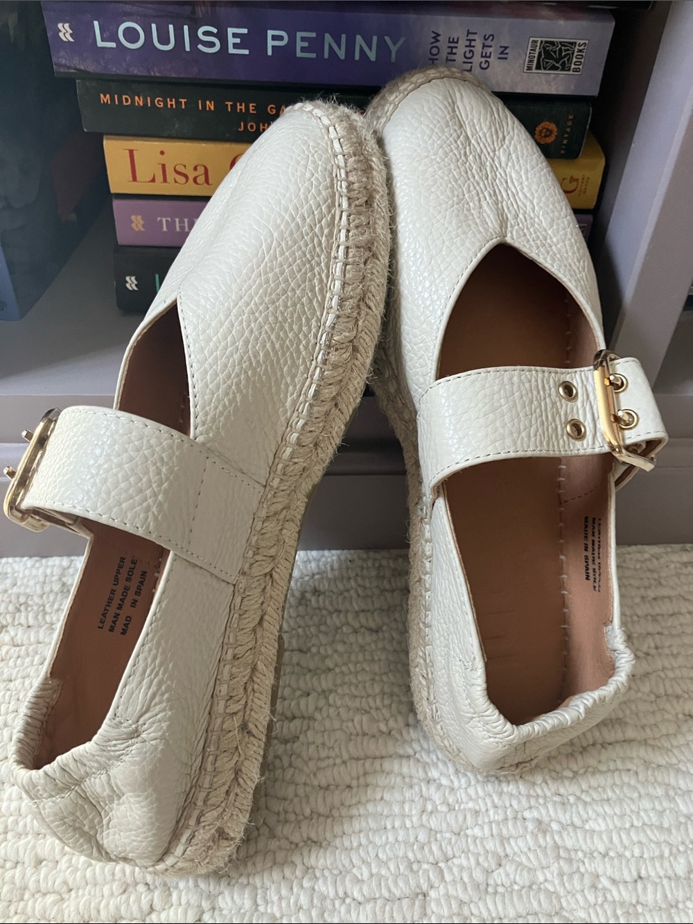 Jutelia Leather Espadrille Gold Buckle Flats sz 39 8 or 8.5
